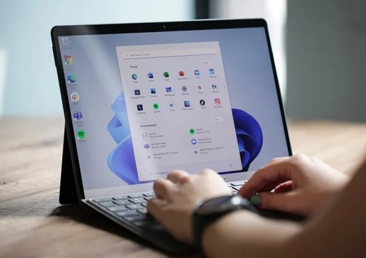 Schere, Bildschirmtastatur und Emoji-Leiste funktionieren in Windows 11 aufgrund eines abgelaufenen Zertifikats nicht mehr.